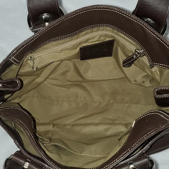 Coach Soho Brown Leather Shoulder Bag - Picture 6 of 16